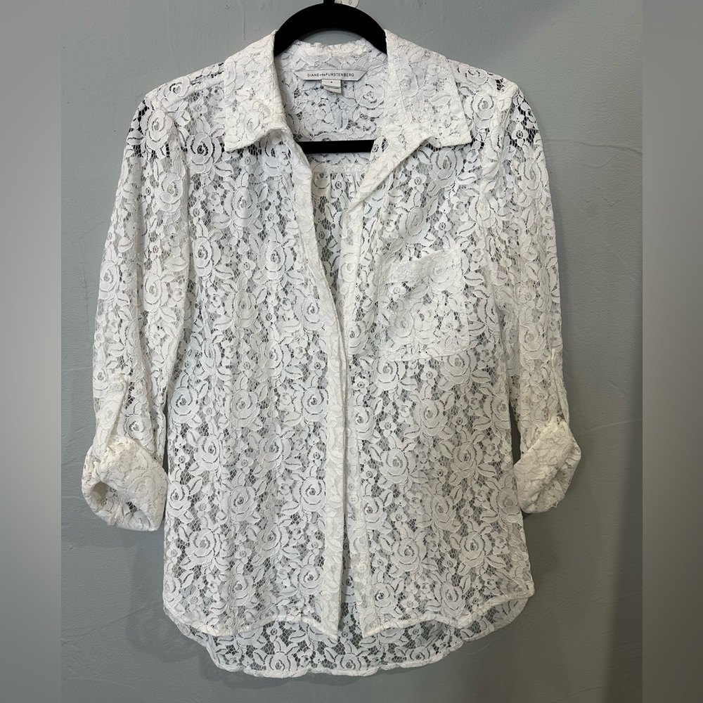 Diane von Furstenberg white lace blouse excellent condition
